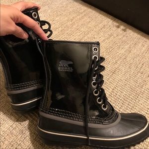 1964 Sorel Patent Snow Boots
